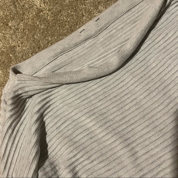 4/$20 💜 Dynamite sweater - Picture 3 of 4